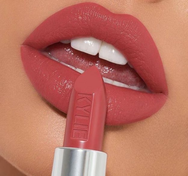 enhanced-lips-without fillers enhanced-lips-without fillers